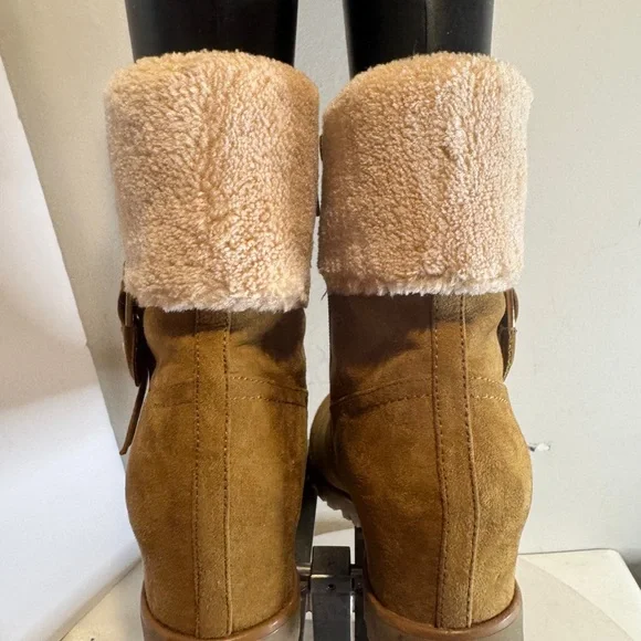 Tommy Hilfiger Soffia 2 Round Toe Tan Suede Ankle Boots Faux Fur Lined size 10 - Picture 5 of 8